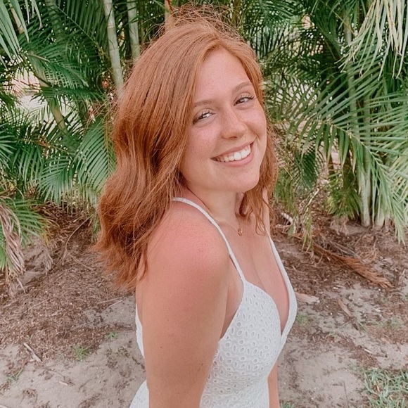 Meet your Posher, Madeline - Picture 1 of 1